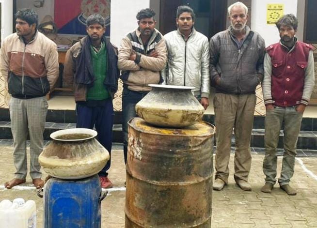 Liquor mafia challan of six including Vedu's son
