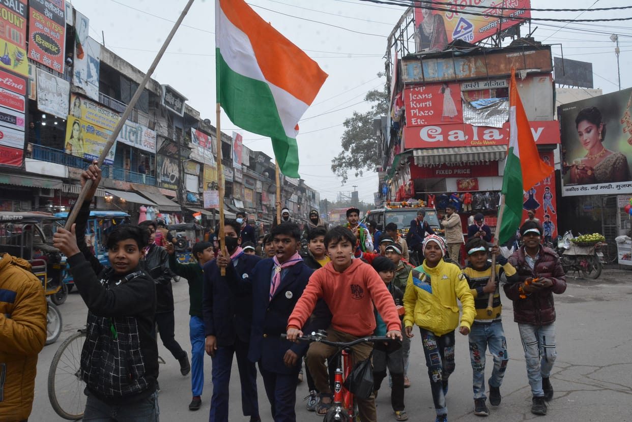 Tricolor hoisted in educational institutions