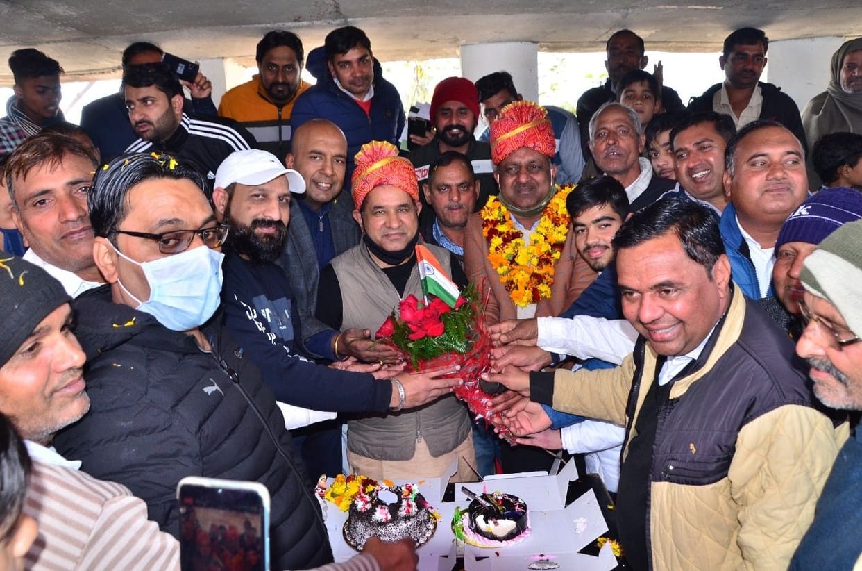 Cake fed to MLA Jogiram after getting an alternate route
