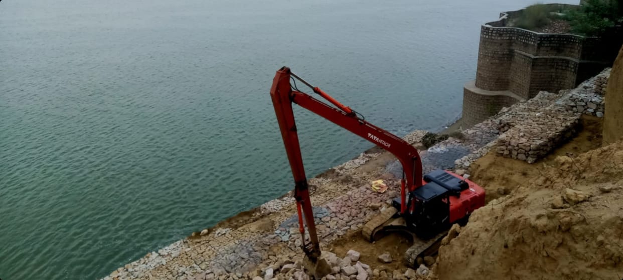 Pitching is being done to stop the erosion, the construction of the drain is not being done