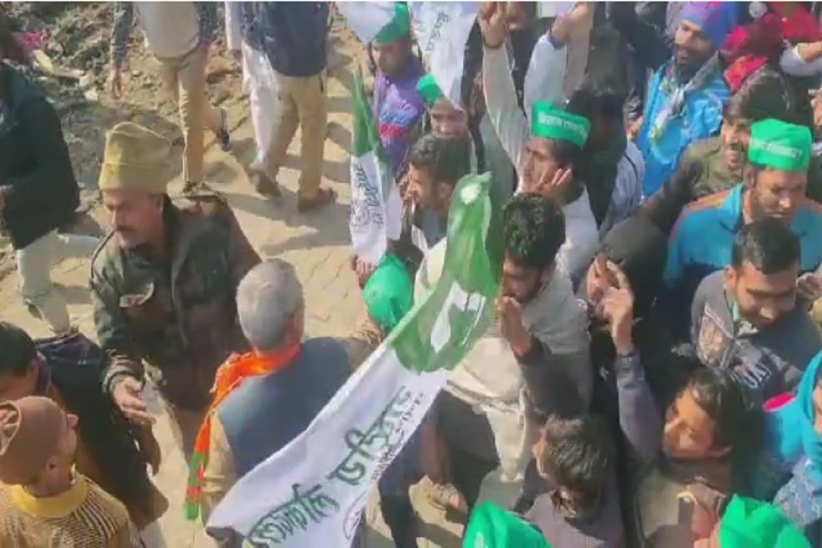 UP Election 2022: RLD workers protest against BJP candidate Maninder Pal in Karnaval village of Meerut