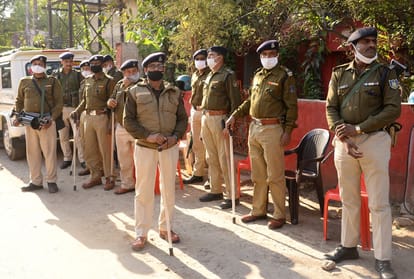 Railway NTPC: Police guarded the streets, so students started protesting in this way
