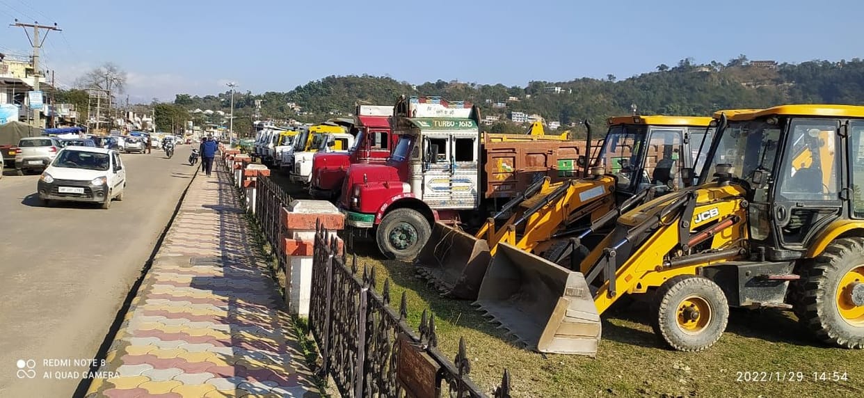 15 tippers and five JCB seized for illegal mining, 12 in custody