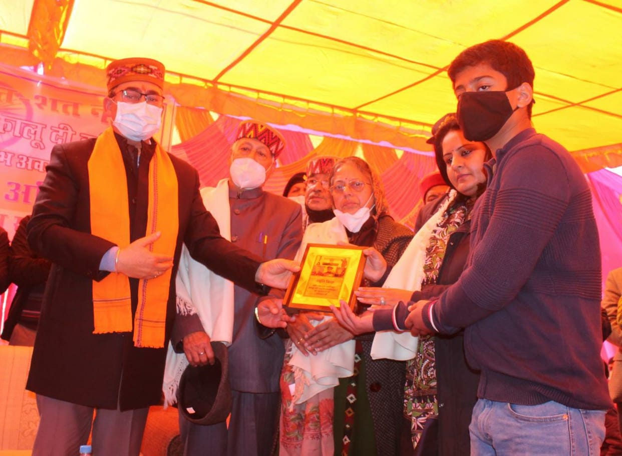 Martyrs do not belong to any caste, region but to all: Parmar