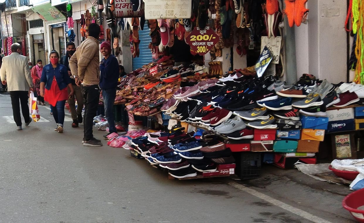 Encroachment spoiled the beauty of Hamirpur city