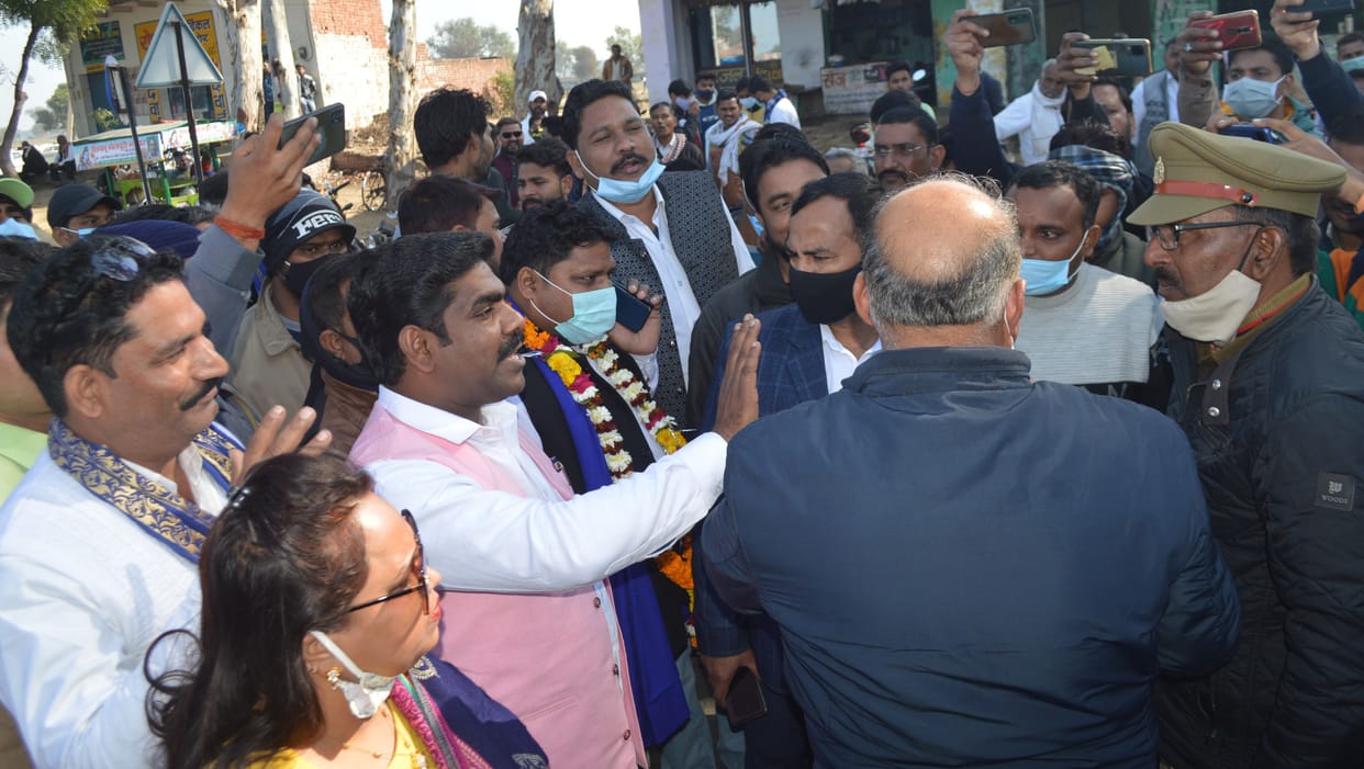 Hathras: Five candidates including BSP, SP filed nominations