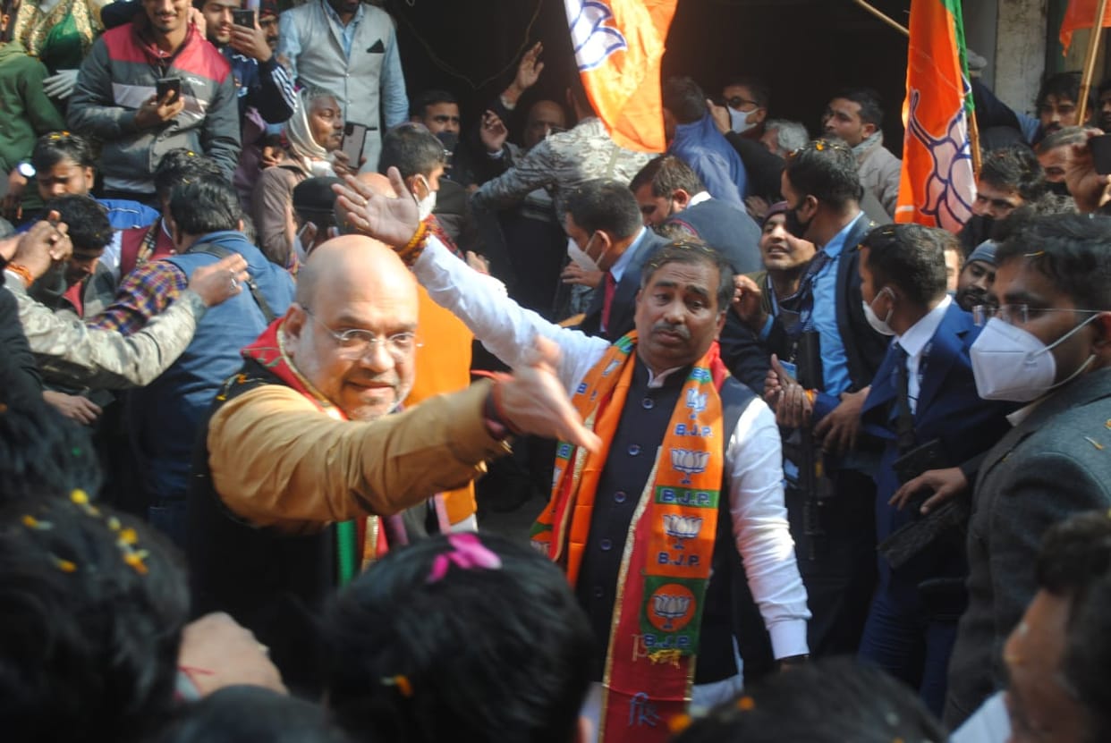 Amit Shah returned after leaving public relations in Deoband midway