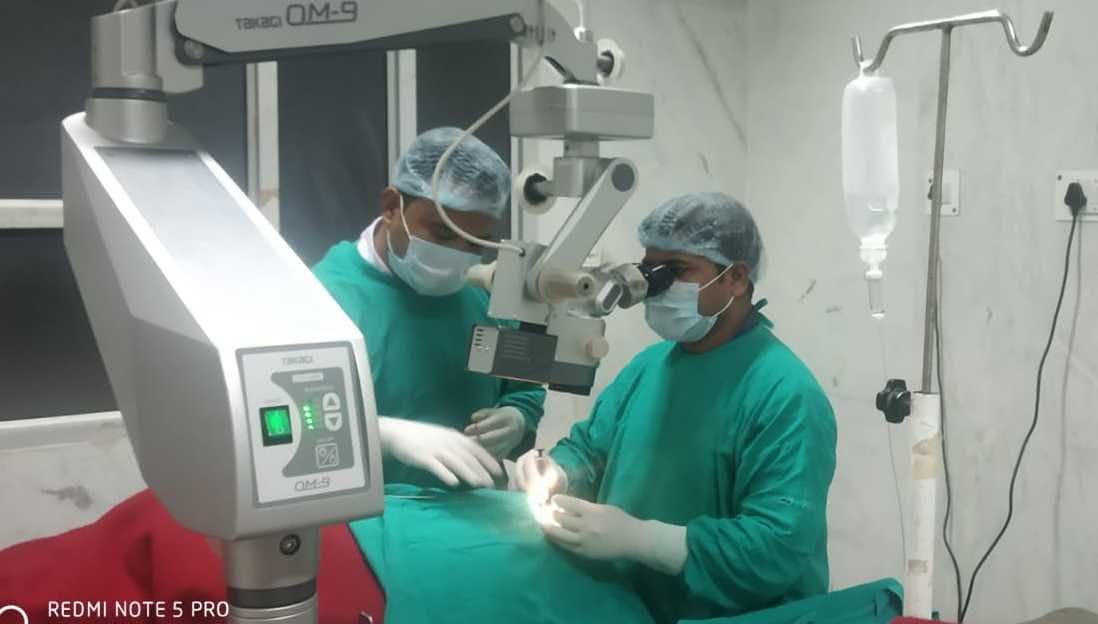 24 Operation of Cataract