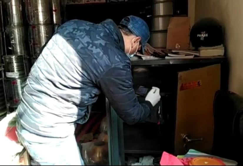 theft in shop