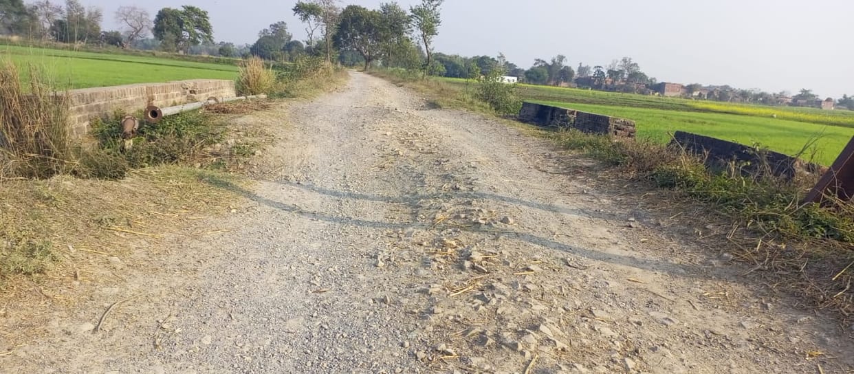 The road leading to the polling station was not repaired