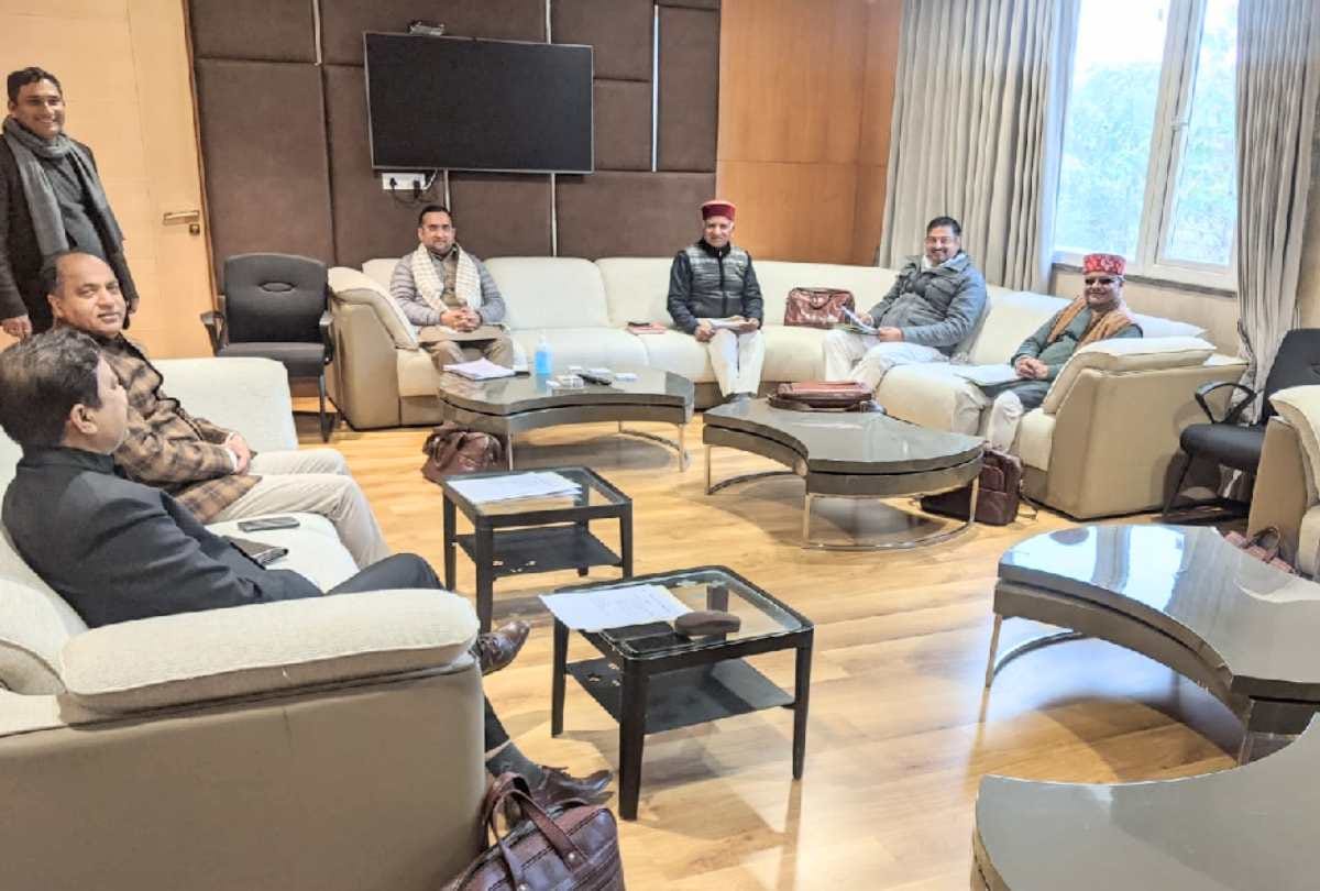 Coordination meeting: Review of work of Himachal ministers-MLAs held in Panchkula