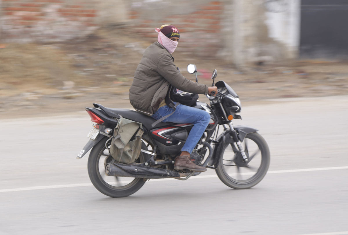 Bike Tips How to Dog to Stop Barking and Chasing at Bikers know the this tips for escape
