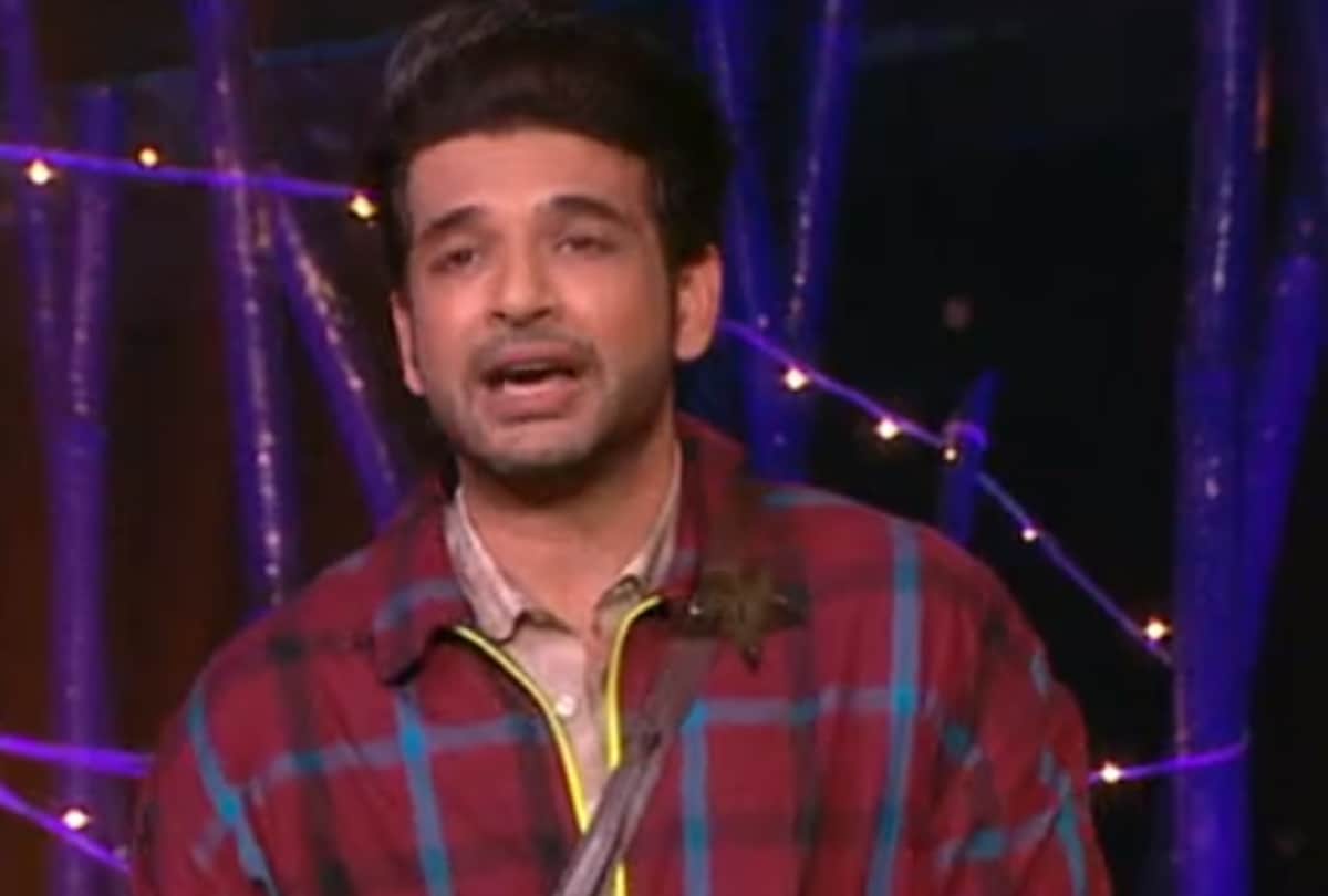 Bigg Boss 15 Karan Kundrra made fun of Salman Khan fees the contestants became emotional after seeing their journey in the show