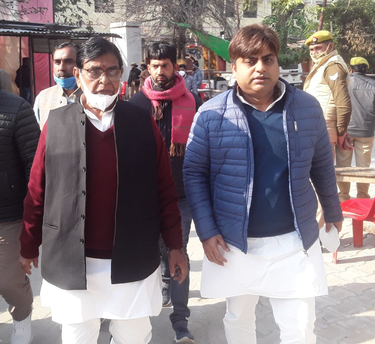 Four including Lewis Khurshid, Narendra Singh Yadav filed their papers