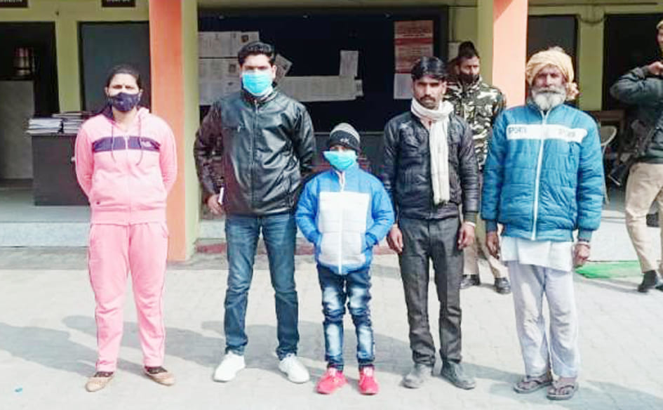 Police introduced the child walking alone to the family