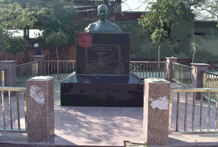 Gandhiji had come to Panipat twice to prevent Muslims from going to Pakistan