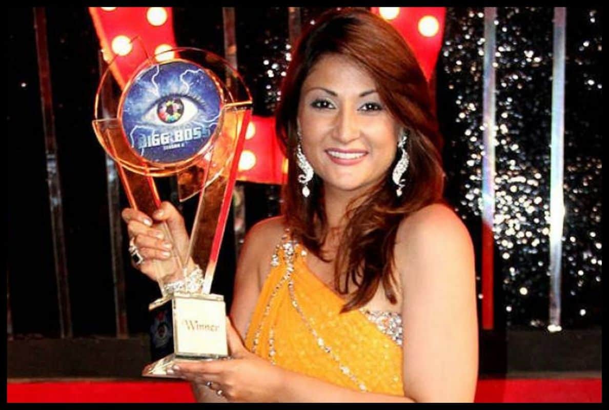Happy Birthday Actress Urvashi Dholakia: from early marriage to divorce know some shocking facts about actress