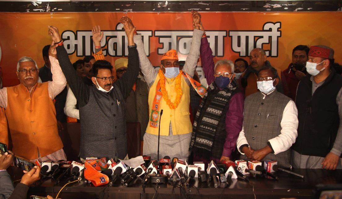 up election 2022 bjp Laxmikant Vajpayee in varanasi said Akhilesh Yadav is dreaming of Mungeri Lal samajwadi party RLD alliance