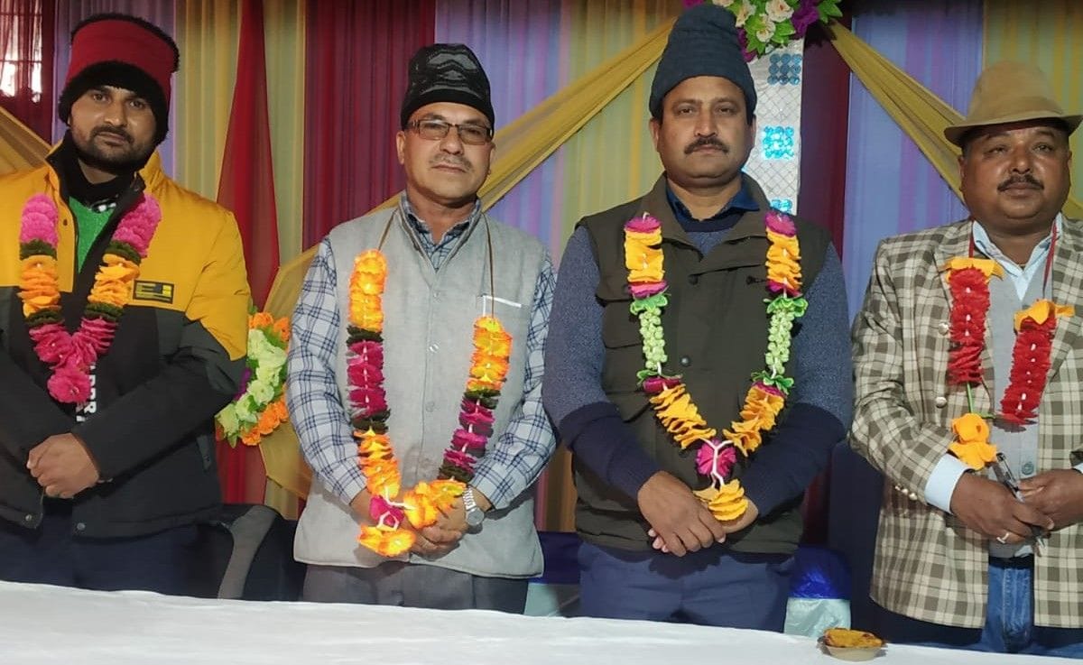 poorv sainikon ne palaayan par jataee chinta