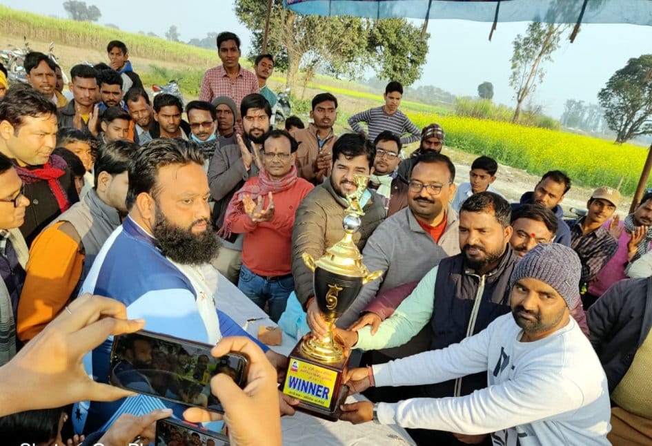 Shahabad team defeated Datyonapur by 8 wickets