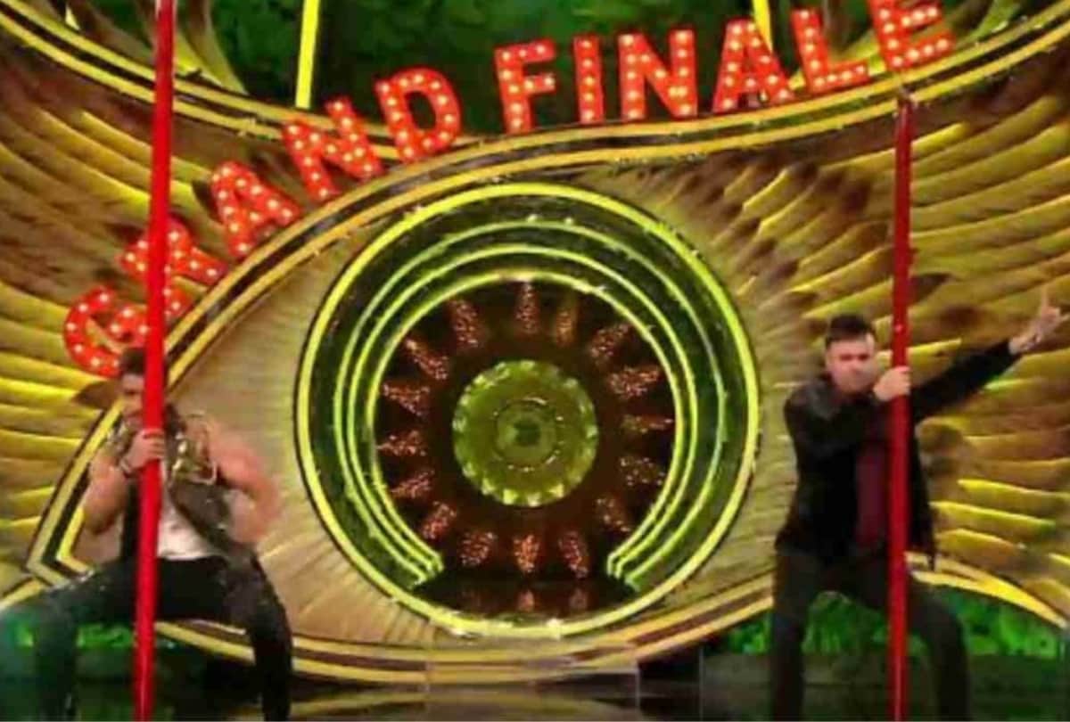 Bigg Boss Season 15 Grand Finale Salman Khan Laughing After Watching Rakhi Sawant Husband Ritesh Pole Dance