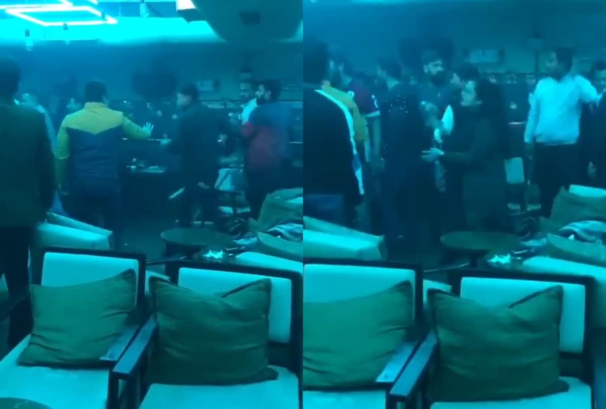 clash between two groups in farzi cafe in sumit building in Lucknow.