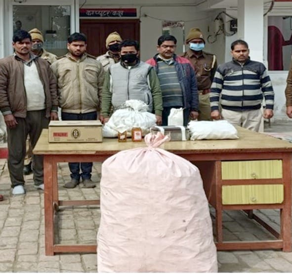 Huge quantity of adulterated liquor recovered, five arrested