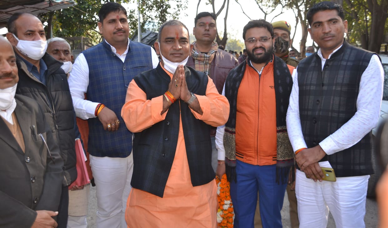 13 candidates including Minister of State and MLA got their nominations done, Collectorate arrived with the proposers with ease
