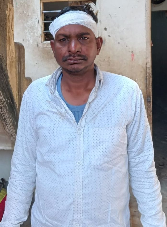 Three miscreants riding an auto injured the young man