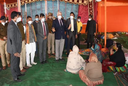 Prayagraj: Chief Secretary tested the preparations for the bath of Mauni Amavasya, took a dip in the Sangam