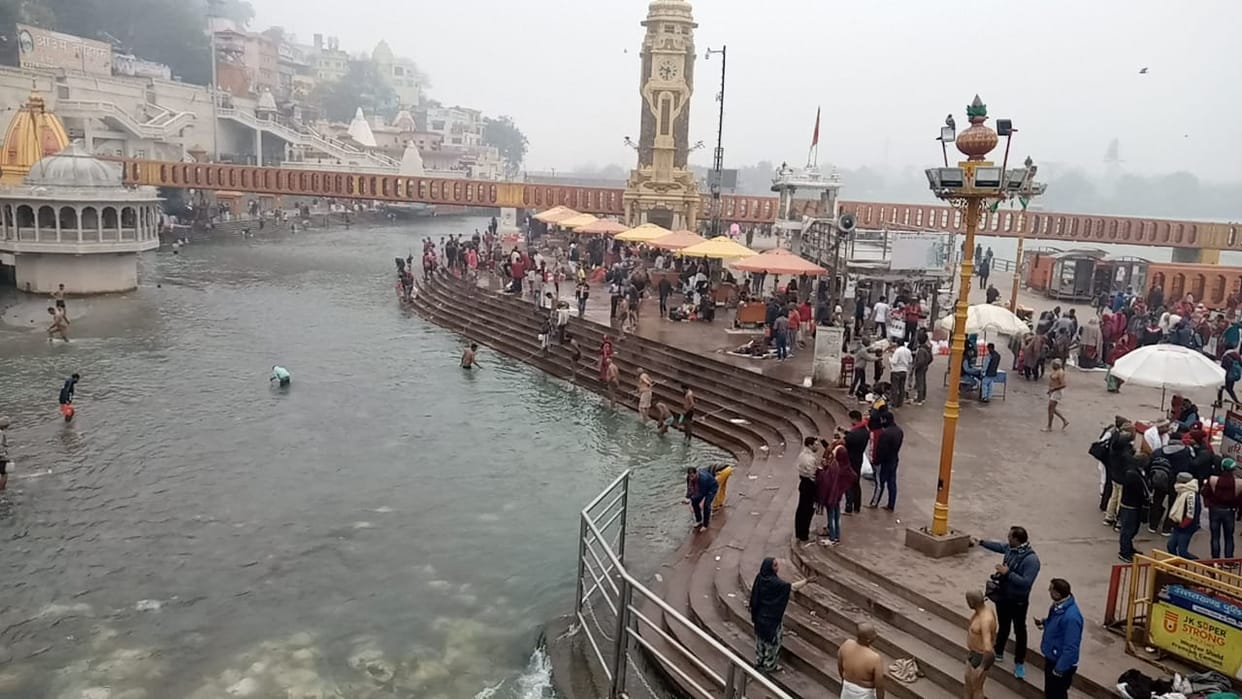 Somvati Amavasya 2022: Holy bath in Haridwar today, no restrictions, less number of devotees arrived