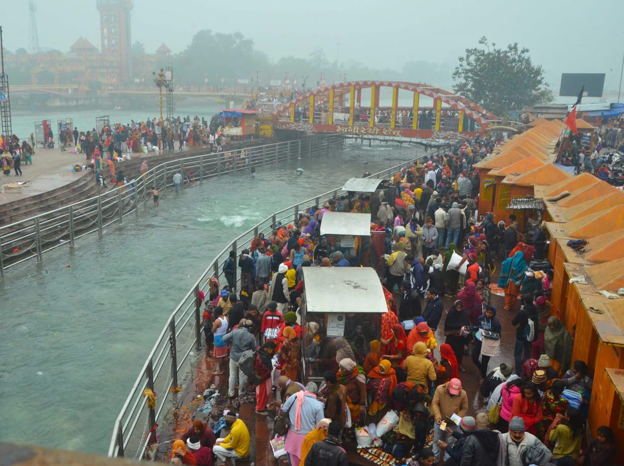 Somvati Amavasya 2022: Holy bath in Haridwar today, see photos