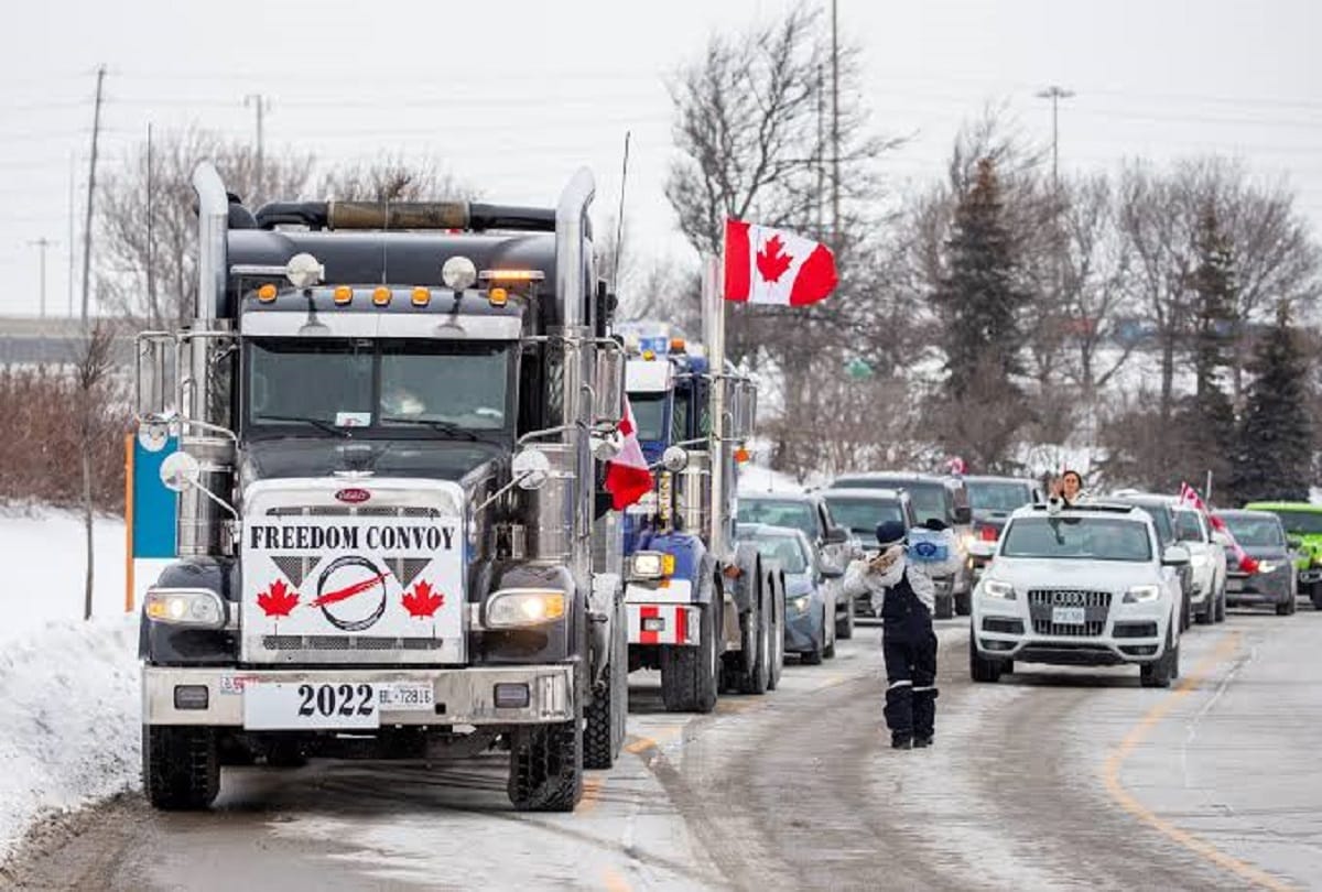 Ottawa Protest 2022 thousands of truckers protested in ottawa to protest against the pm justin trudeau's vaccine mandates  social media rumour on truck convoy in canada registered in guinness world records