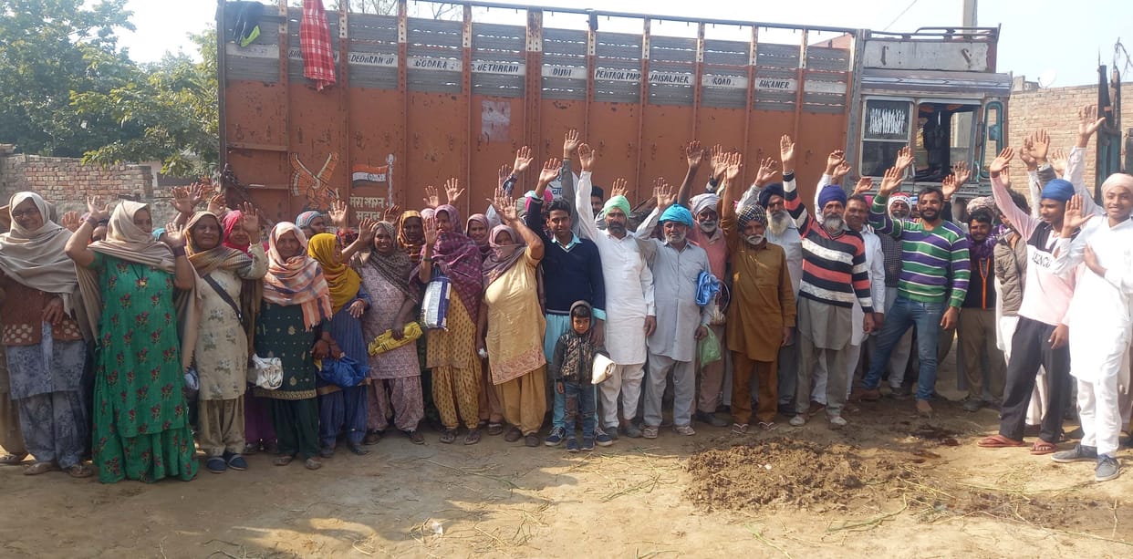 Demonstration of consumers for not getting ration