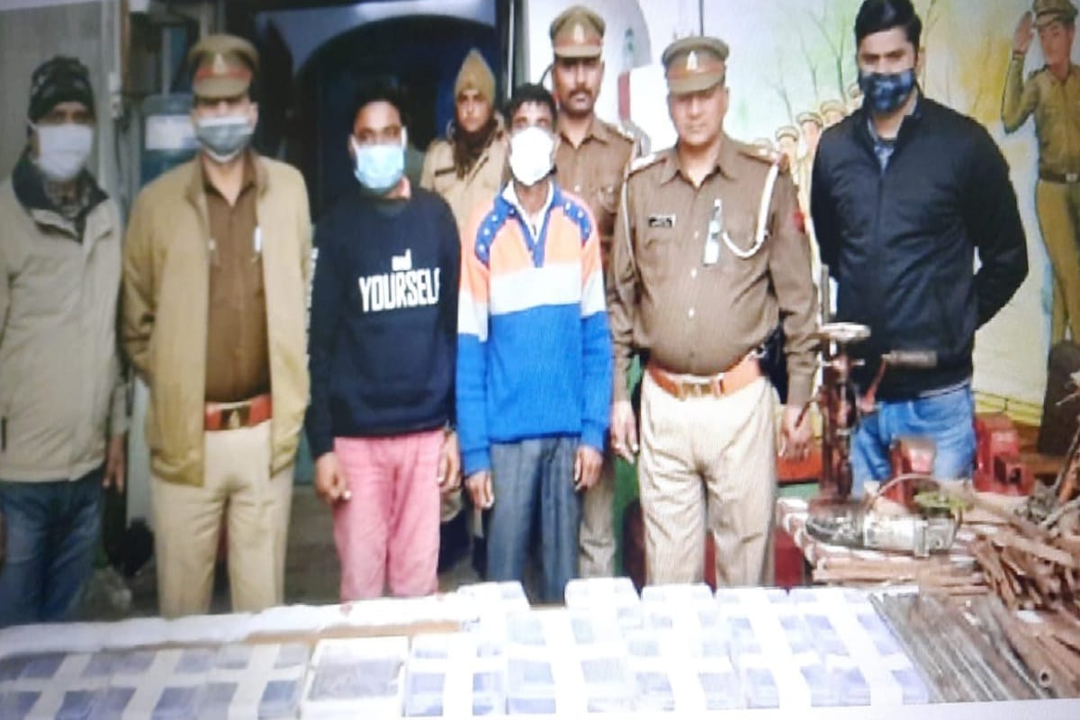 UP Crime: Saharanpur police has revealed an illegal weapons factory and two accused arrested