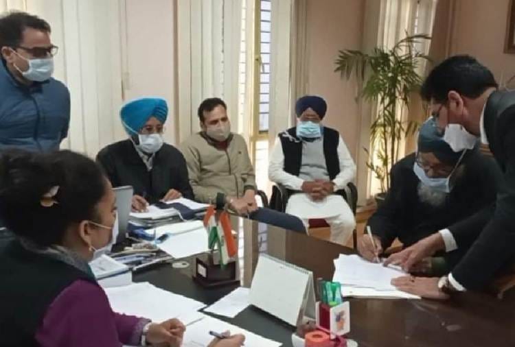 Parkash Singh Badal filed nomination from Lambi and Sukhbir Singh Badal from Jalalabad