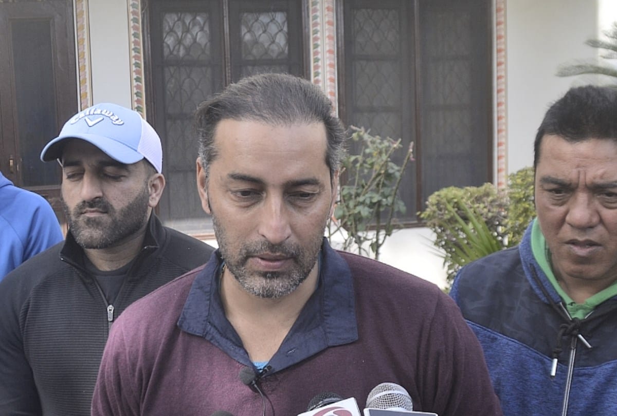 former ranji cricket player Sangram singh and cricketer Rishi Dhawan will be BCCI Coach