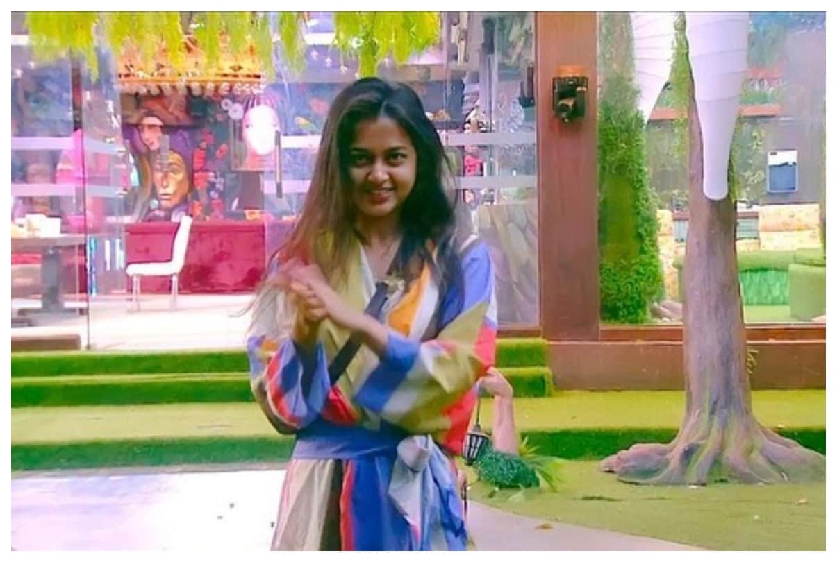 bigg boss 15 winner tejasswi prakash net wotrh lifestyle carriar