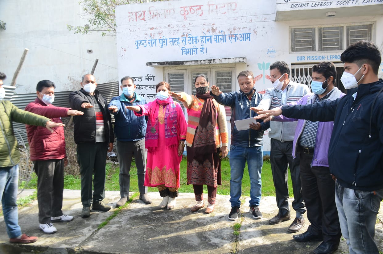 Leprosy prevention fortnight in the district started from the death anniversary of Bapu