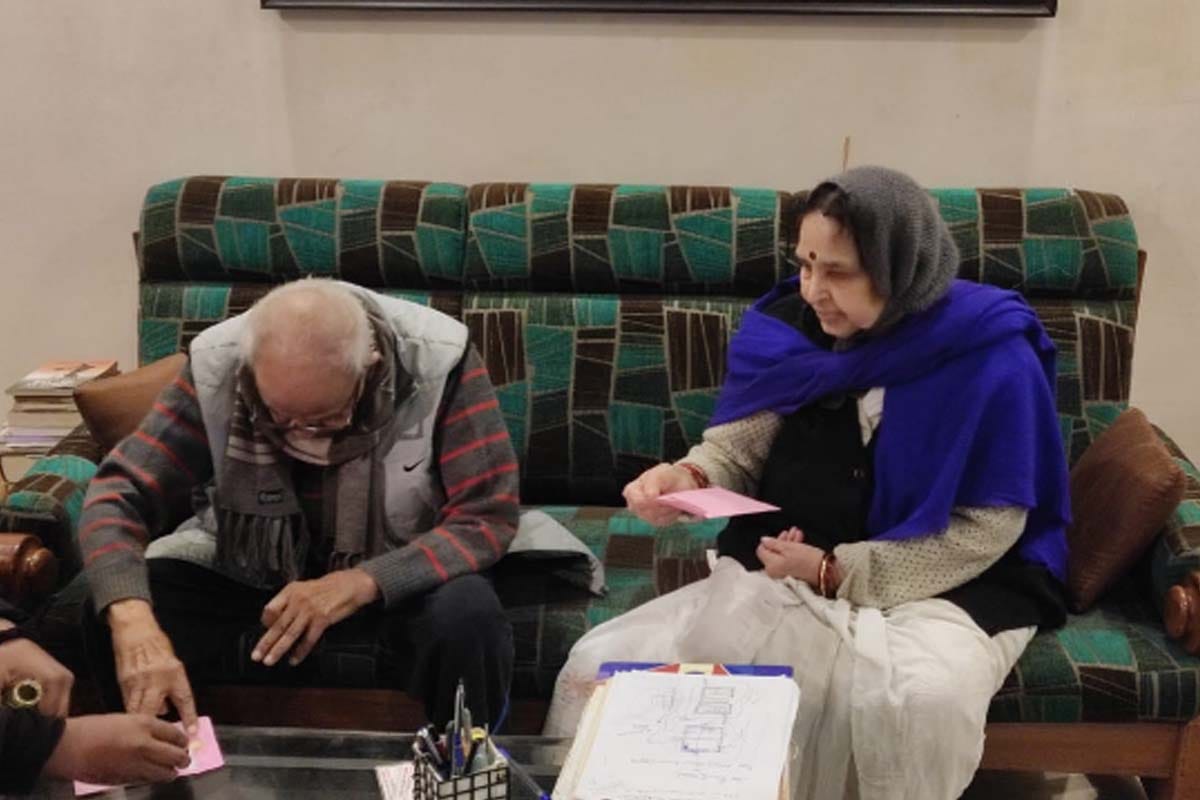 Muzaffarnagar: 490 elderly people above 80 years of age and 290 Divyang will vote this time sitting at home