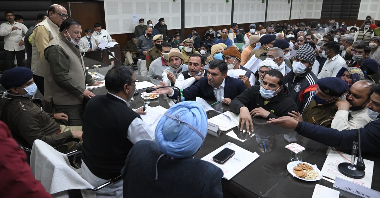 Road will have to be built from Shaheed Bhagat Singh Chowk to City Station in two weeks, otherwise the officers will not pay