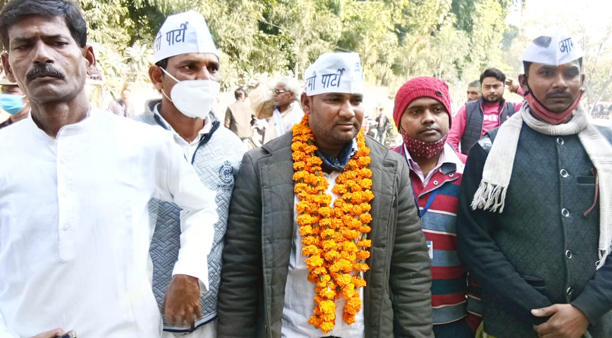 17 candidates from Sadar and 10 candidates from Rath assembly filed nomination papers