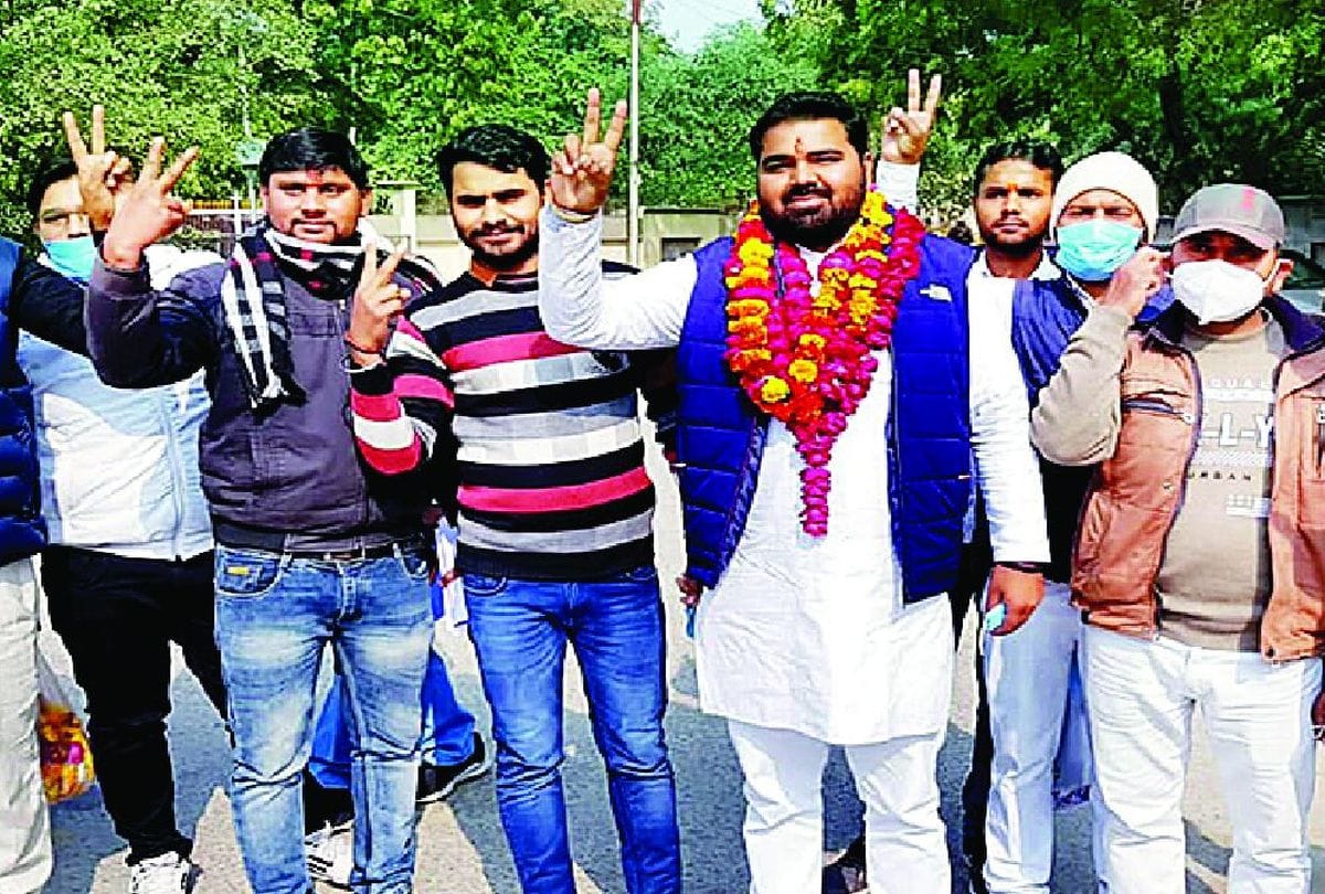 34 candidates filed nomination for four assembly seats of Etah