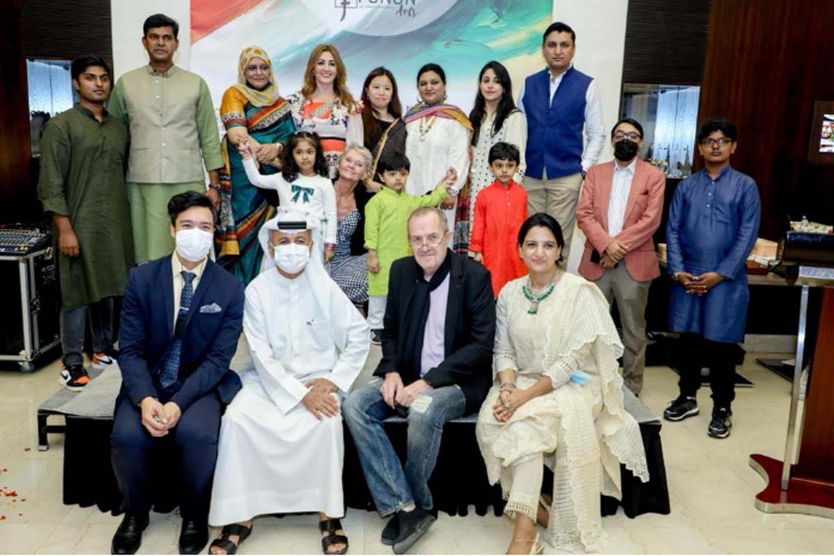 Funun Arts: Khan sisters of UP are connecting the hearts of Indians through art in Dubai with art exhibitions