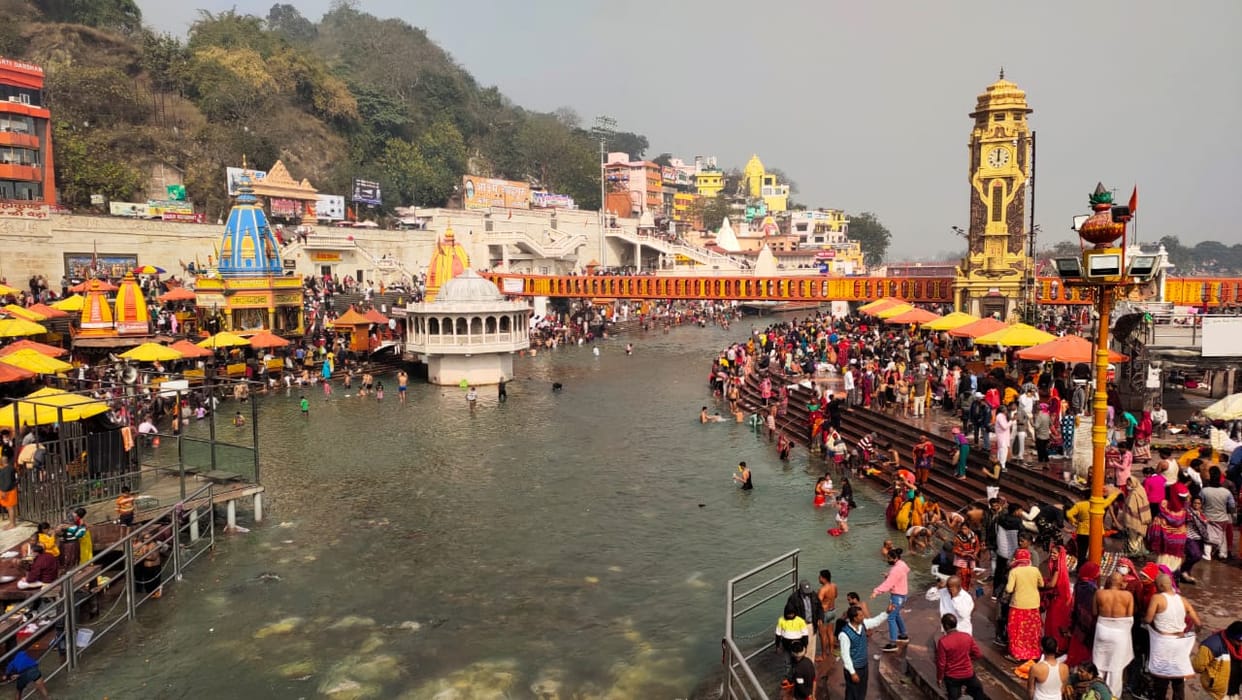 Haridwar: Ganga Snan on Mauni Amavasya, watch photos
