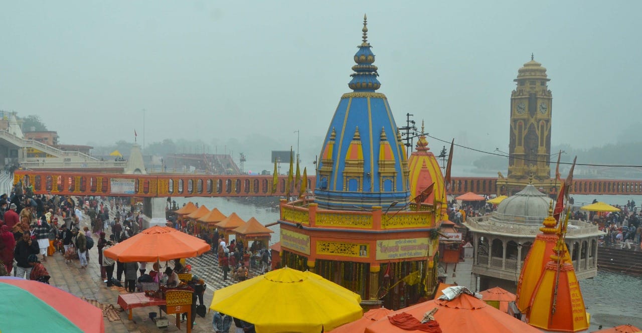 Haridwar: Ganga Snan on Mauni Amavasya, watch photos