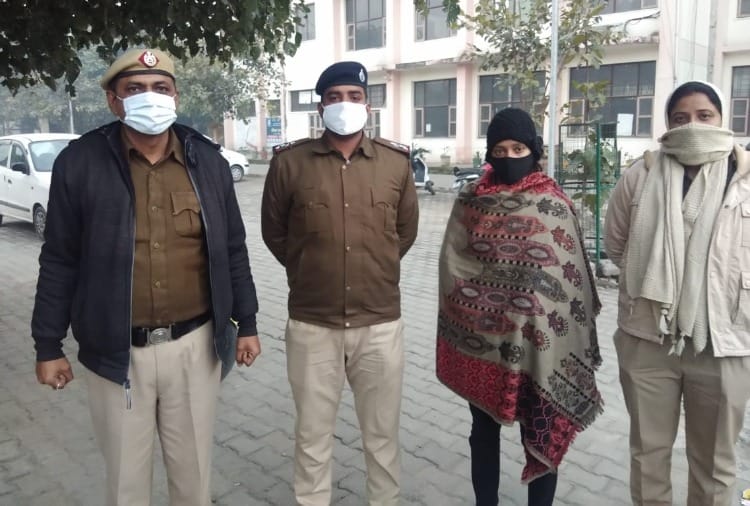Haryana Police arrested four girls in Delhi with one kg 300 grams of heroin