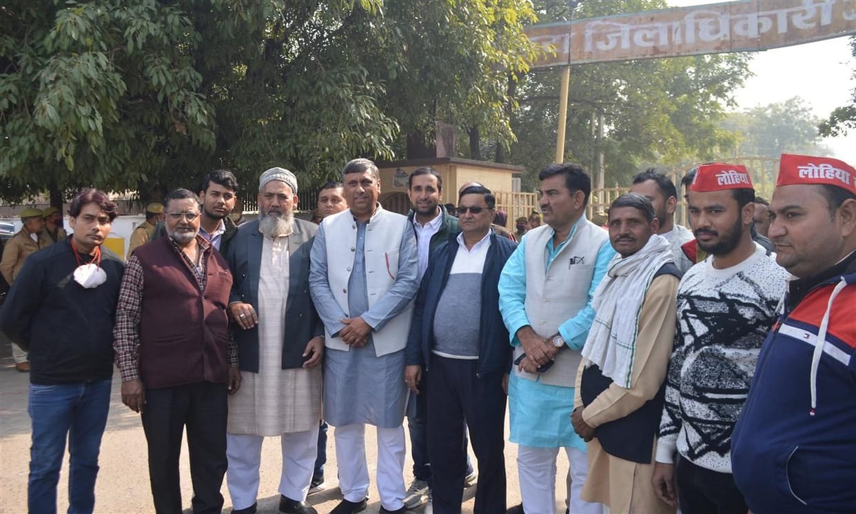 Hathras: 14 candidates including SP-RLD, Congress filed nominations