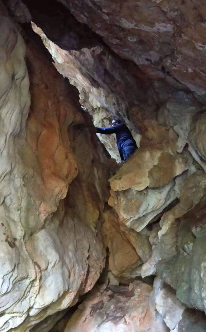 100 meter long cave found in Lali village of Gangolihat