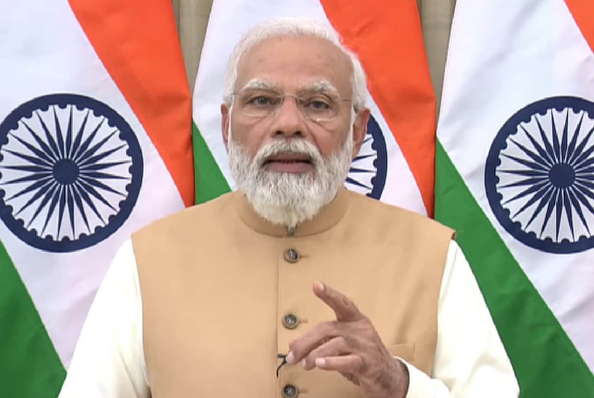 Prime Minister Narendra Modi to be honored with Lata Deenanath Mangeshkar Award in Mumbai today